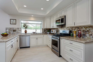Image Title Antique White (kitchen cabinet), kitchen concept with brown quartz